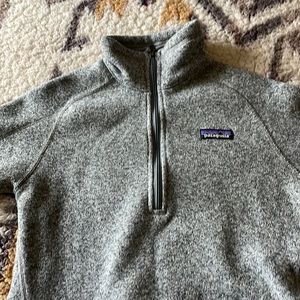 Woman’s Patagonia 1/4 Zip Grey Better Sweater, Small.